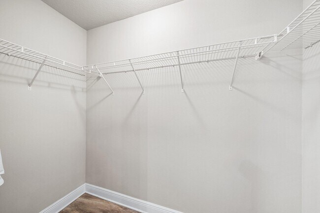 Building Photo - 64 Crossing Ln