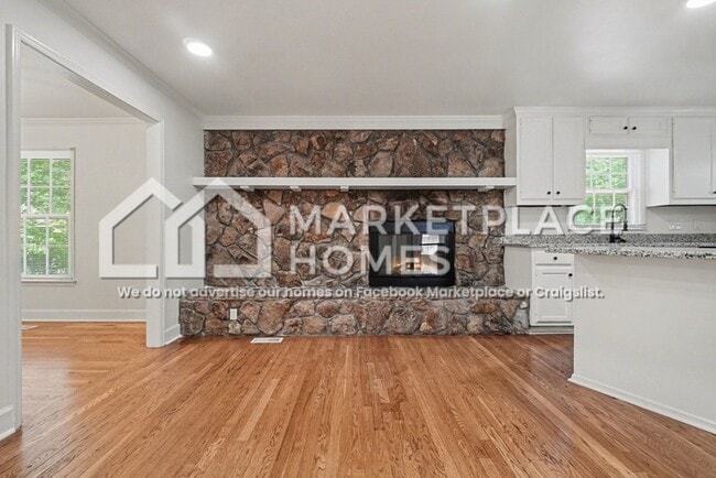 Building Photo - 190 Willow Glenn Dr
