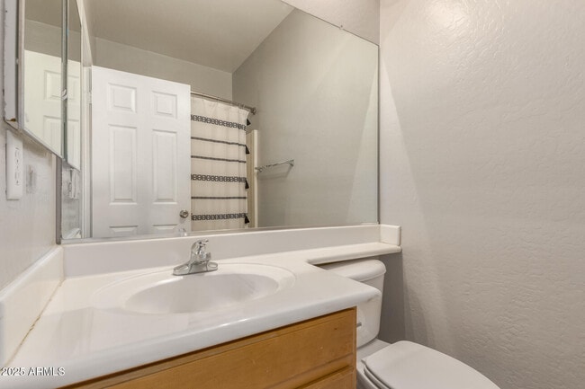 Building Photo - 3078 S Southwind Dr