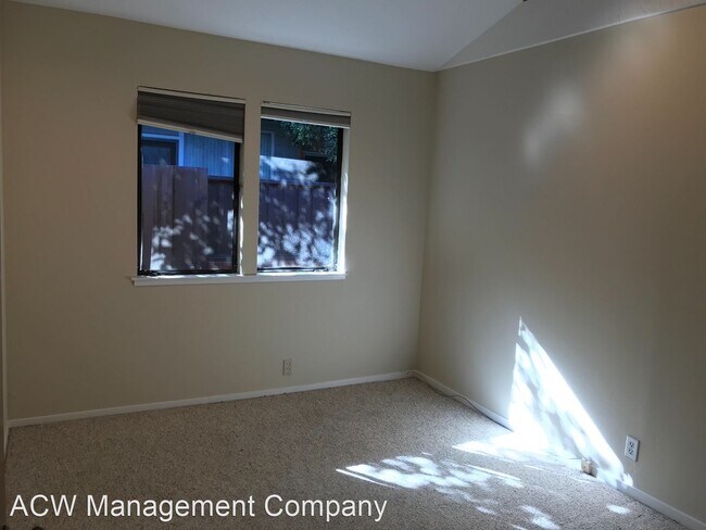 Building Photo - 3 br, 2 bath House - 985 Channing Ave.