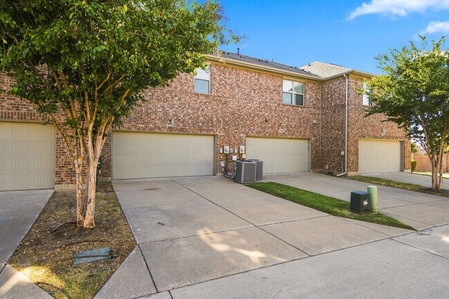 Building Photo - 3958 Sukay Dr