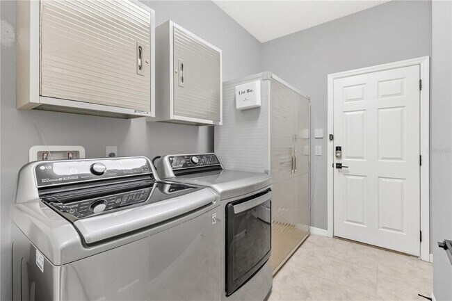 Building Photo - 3649 Moca Dr