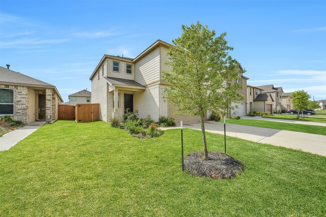 Building Photo - 2844 Grand Anse Dr