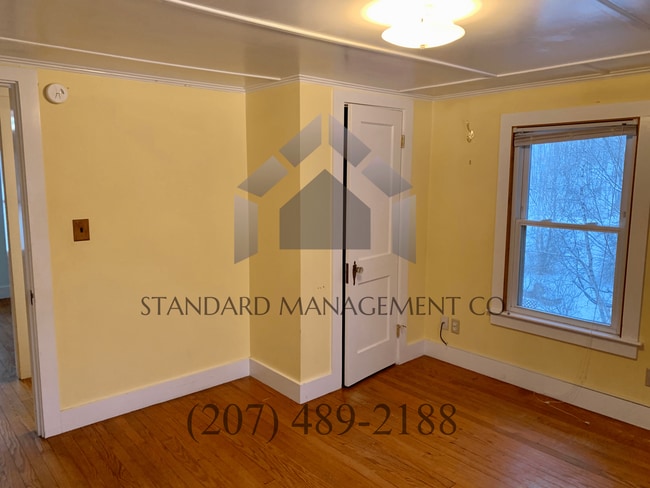 Building Photo - Charming Waterville Home with 3 Bedrooms and 2 Baths