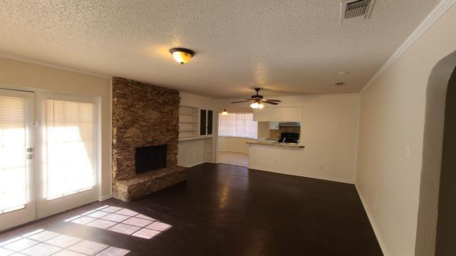 Building Photo - 626 Little Creek Dr
