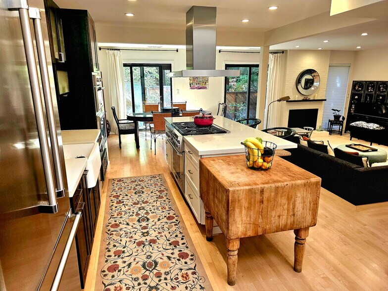 Building Photo - 1935 Everidge Ct