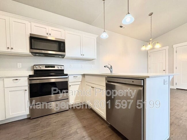Building Photo - 4216 W 1530 N