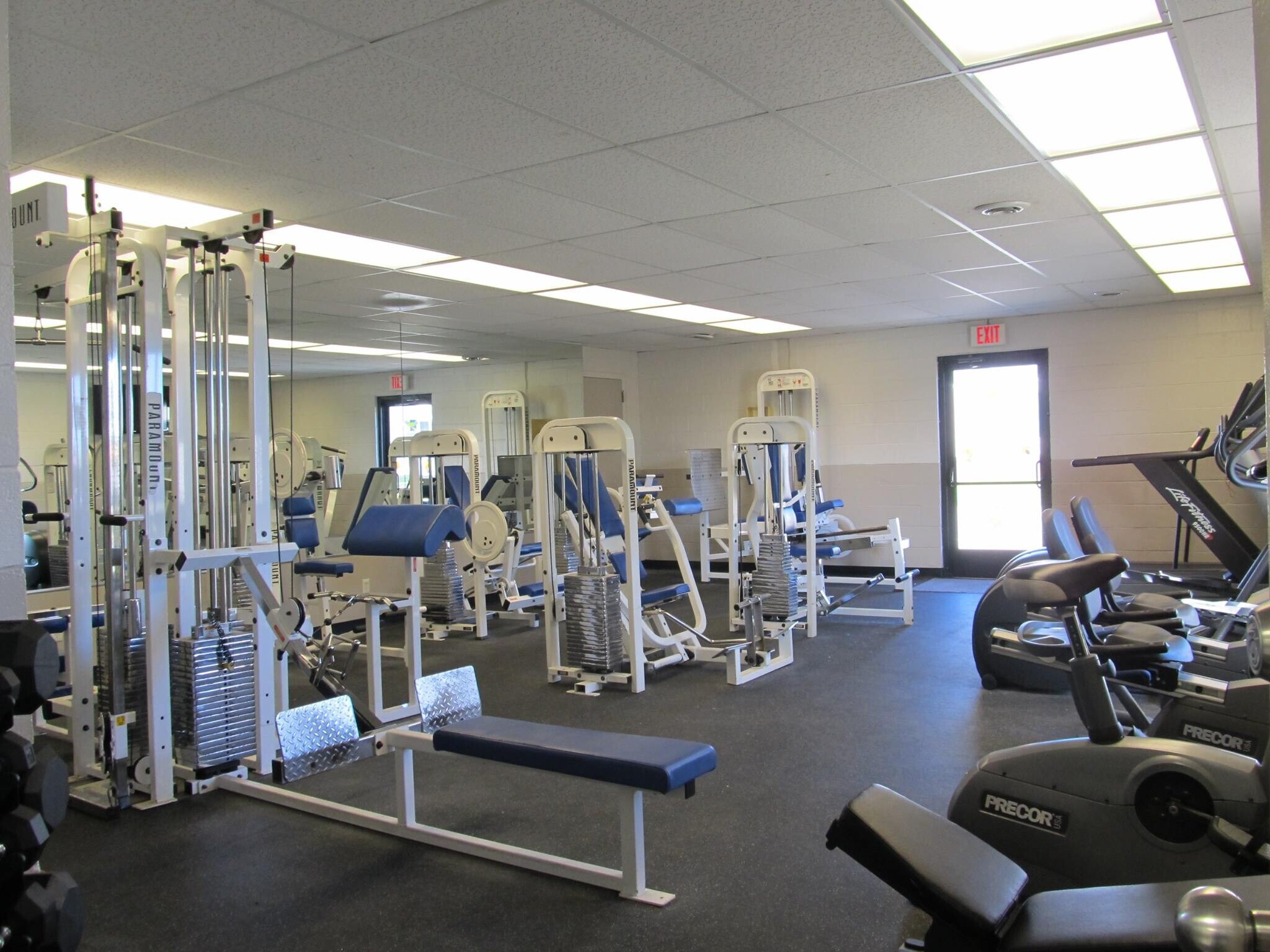 Building Photo - 38060 Leverette Ave