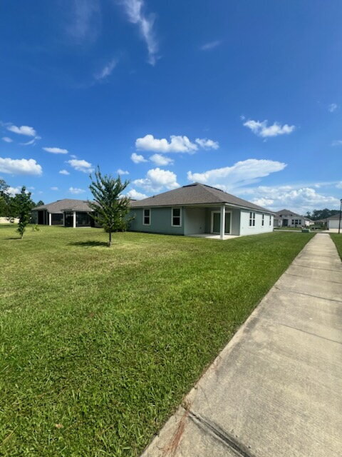 Building Photo - 70409 Winding River Dr