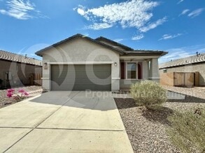 Building Photo - 747 W Nova Pl