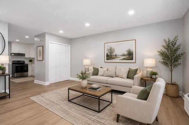 Building Photo - Meadowview Apartments & Townhomes