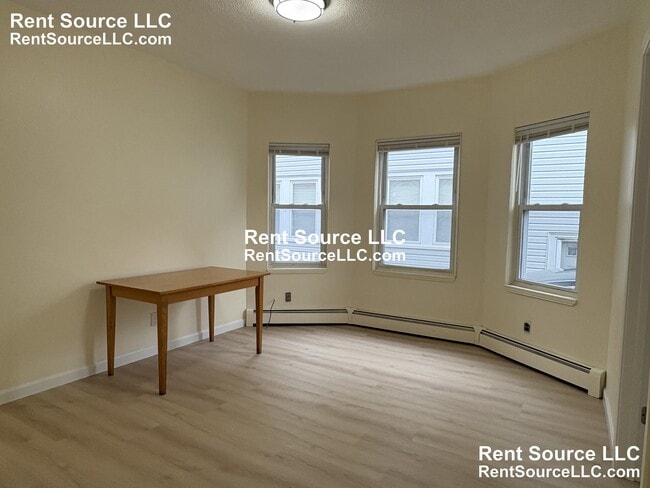 Building Photo - 17 A Benton Rd