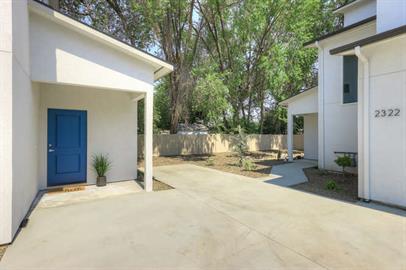 Building Photo - 2318 S Phillippi St