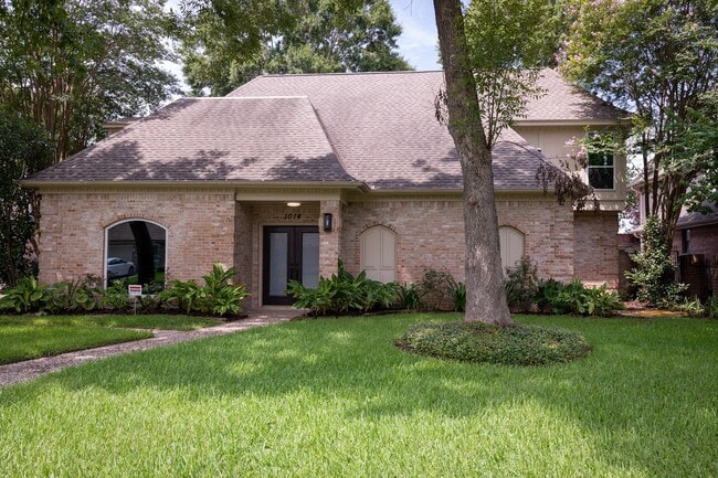 Building Photo - 1014 Riverlace Dr