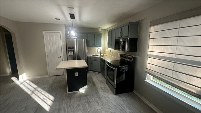 Building Photo - 16372 Ryan Guinn Way
