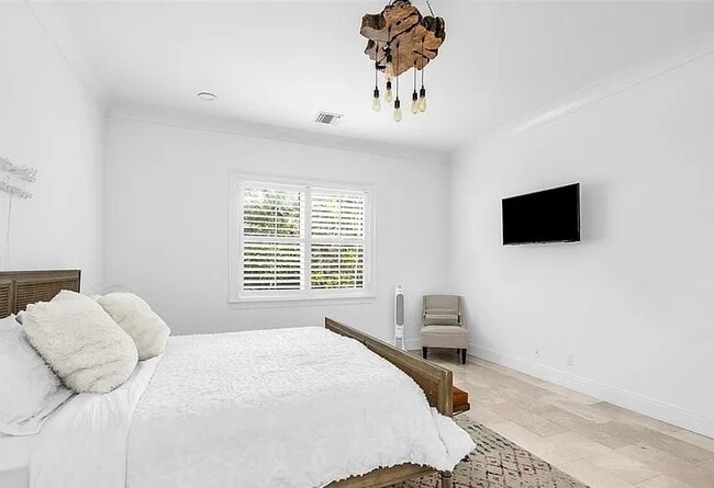 Building Photo - 11091 Bitternut Hickory Ln