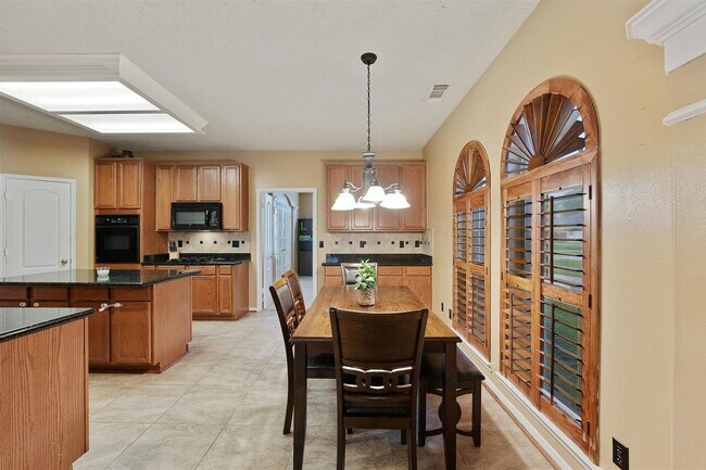 Building Photo - 4426 Park Bend Dr