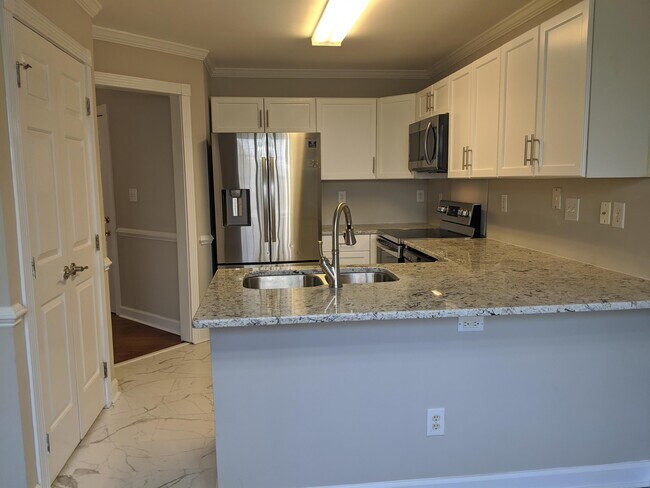 Building Photo - 130 Grande Meadow Way