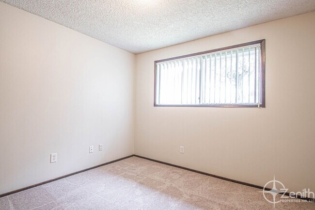 Building Photo - 1814 NW 98th St