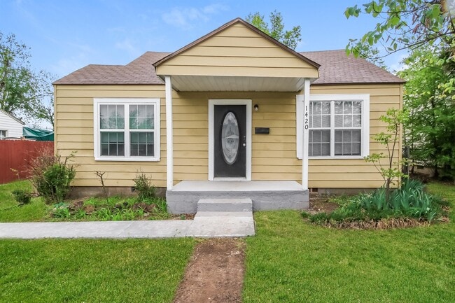 Building Photo - 1420 NW 94th St