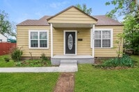 Building Photo - 1420 NW 94th St