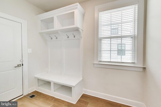 Building Photo - 21905 Woodcock Wy