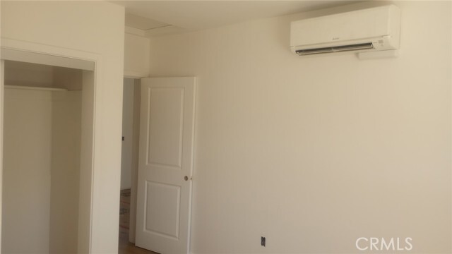 Building Photo - 1907 W 154th Pl