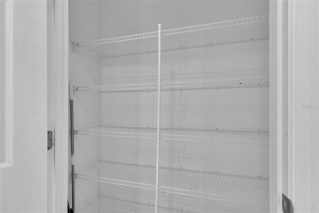 Building Photo - 13 Llovera Pl