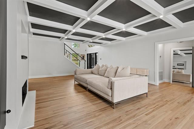 Building Photo - 7621 Cedar Elm Dr