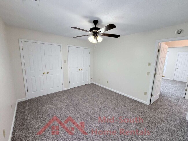 Building Photo - 8971 Meaghan Dr
