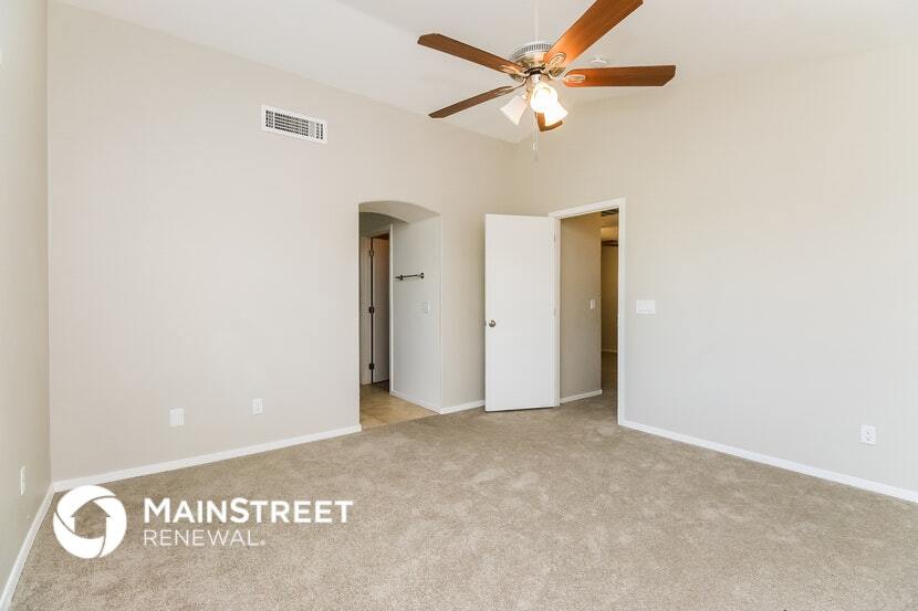 Building Photo - 2541 W Gary Dr