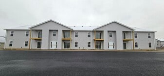 Building Photo - 2039 N Wedgewood Ave
