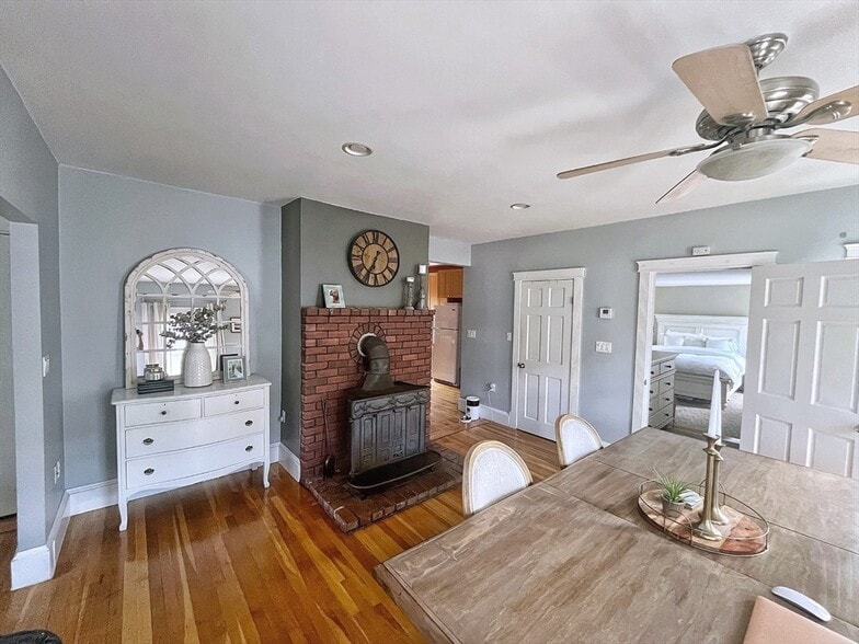 Primary Photo - 12 Felton St