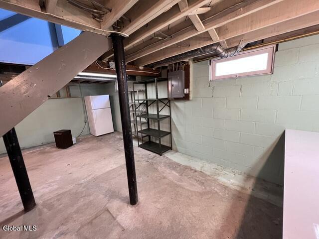 Building Photo - 3936 Albany St