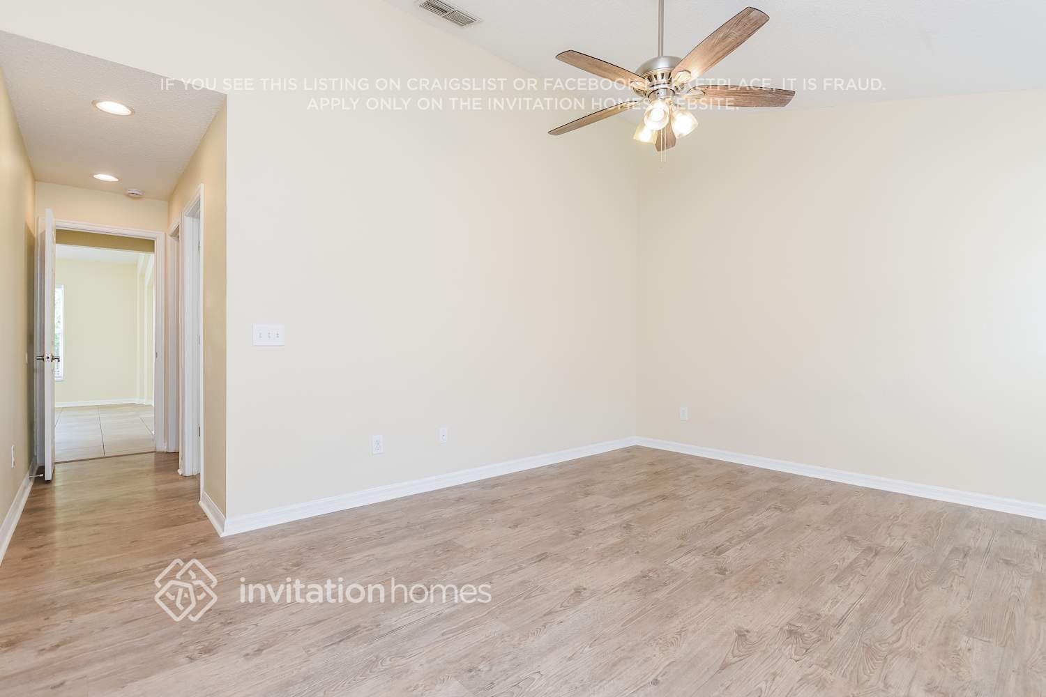 Building Photo - 2113 Fish Eagle St