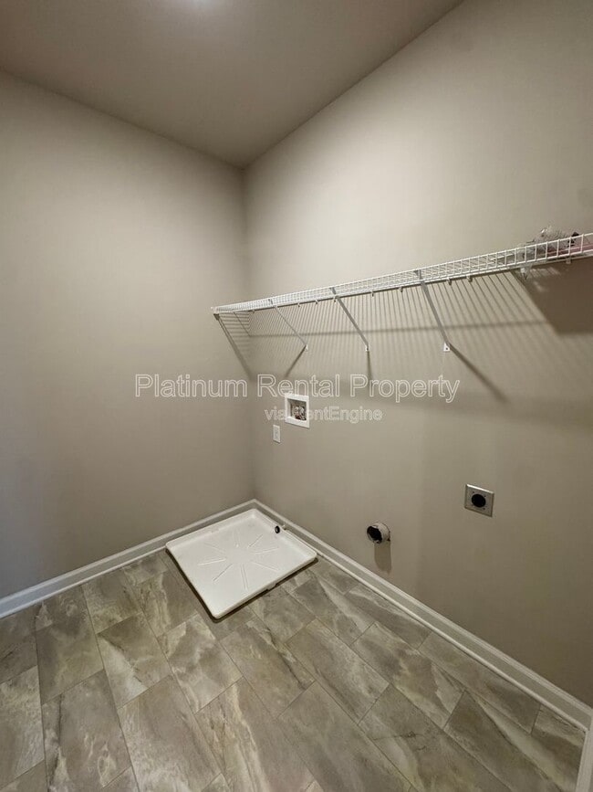 Building Photo - 3778 Franks Wy