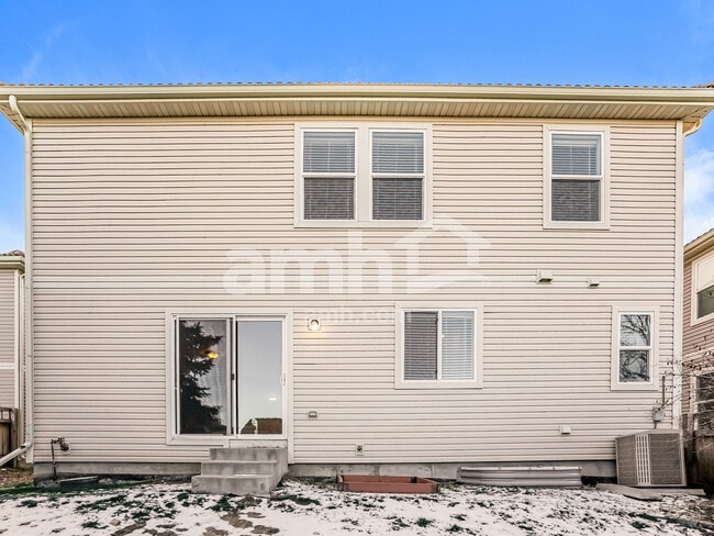 Building Photo - 1852 Quartz St