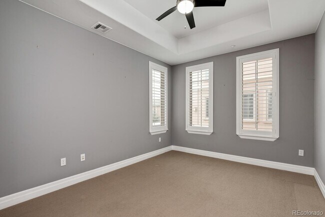 2nd Bedroom - 150 S Madison St