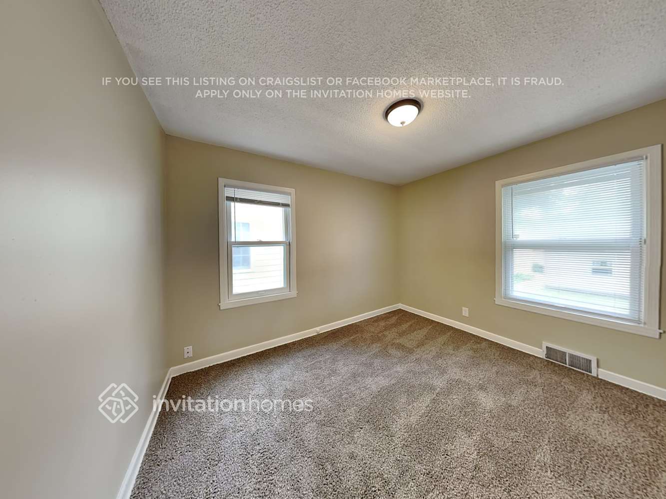 Building Photo - 5757 26th Ave S