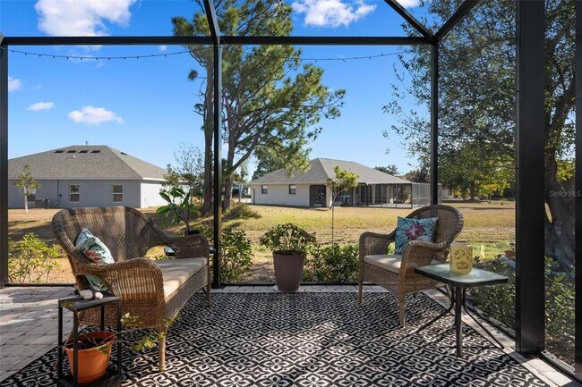 Building Photo - 25901 Aysen Dr