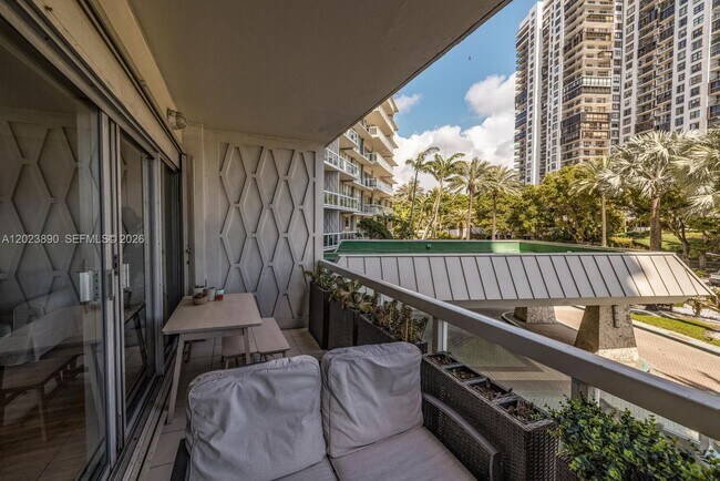 Building Photo - 2451 Brickell Ave
