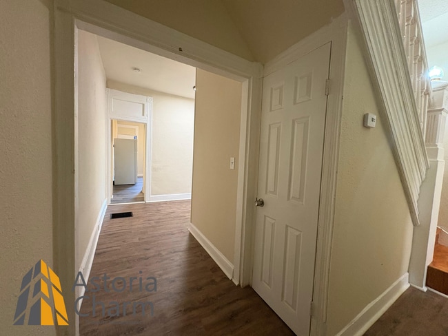 Building Photo - Move-In Ready 4-Bedroom Home with Updated ...