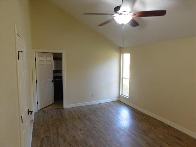 Building Photo - 4718 Blueberry Hill Dr