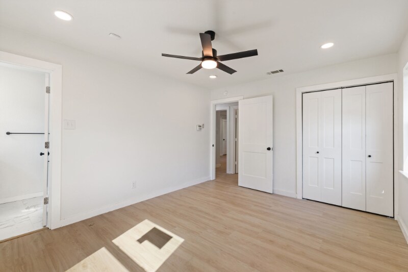 Building Photo - 1414 Timberlake Cir