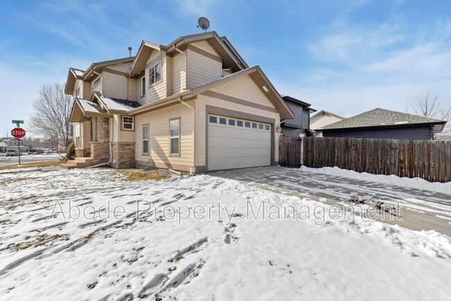 Building Photo - 2104 18th Ave