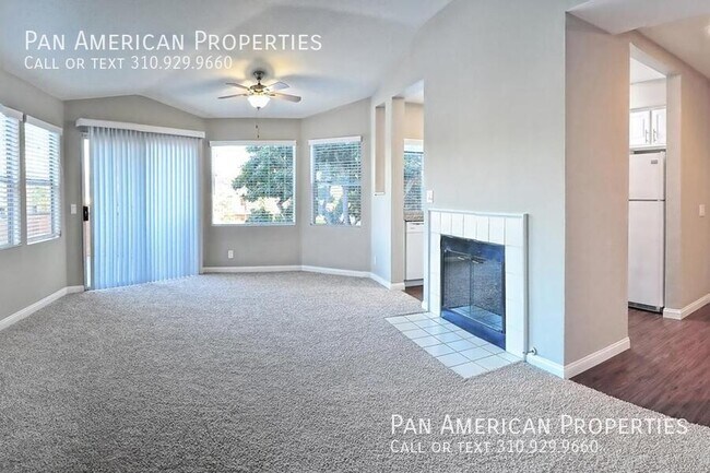 Building Photo - 26130 Laguna Ct