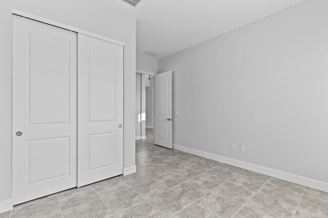 Building Photo - 5338 Liberty Ln