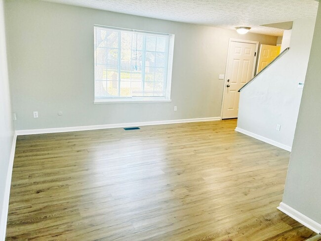Building Photo - Wonderful house in Reynoldsburg, completely move-in ready!