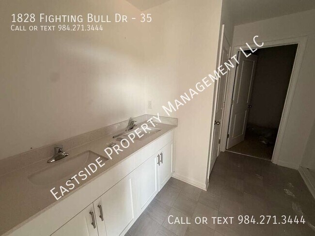 Building Photo - 1828 Fighting Bull Dr