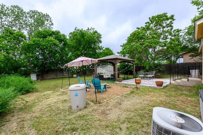 Building Photo - 7103 Howerington Cir